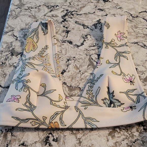 Brand New H&M Bikini - Picture 4 of 6